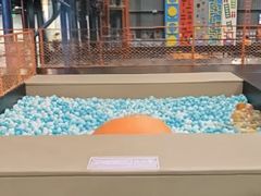 -极限PLAY运动娱乐新世界·团建派对潮玩休闲馆·室内蹦极高空游乐园