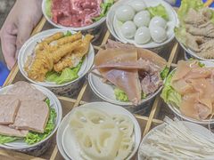 -洞亭火锅(防空洞总店)