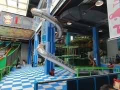 -蒙特利亲子乐园