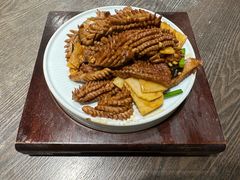 -魁盛居百年鲁菜馆(县西巷店)