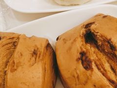 -李与白包子铺(桐梓林店)