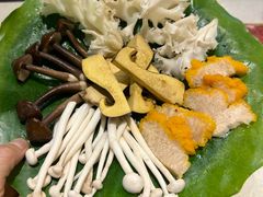 -钢管厂五区小郡肝串串香火锅(梅川路店)