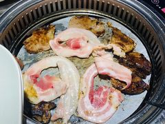 -佰烧海鲜烤肉火锅自助(熙地港店)