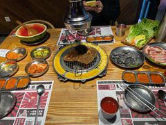 -青瓦炭韩潮烤肉(花园道店)