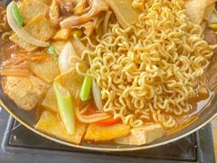 -亲昵春川鸡排(韩国美食街店)
