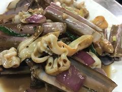 -四川小胡子海鲜(丁村万人海鲜广场店)