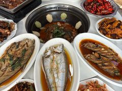 -丹水桥地锅鱼·翘嘴鲌·地方特色全鱼宴(丹江口大坝店)