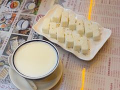-周大娘牛乳(旧寨古村总店)
