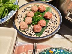 -尚尚仙·酸汤猪手·猪肚鸡火锅(华联万柳购物中心店)