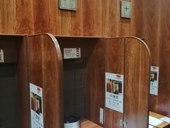 -独食火锅·半米屋台(直营总店)