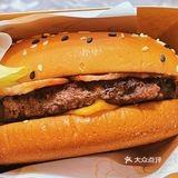 金拱门新品不断