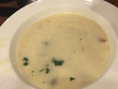 -玛格萝妮比萨屋(陆家浜路店)