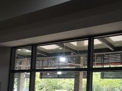 -钱大妈海鲜饭店(保利林语店)