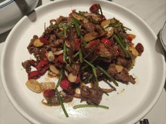 小炒牛肉-卯时·龙光雅宴·精致锡帮菜(惠山古镇店)
