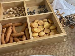 -愉肴麻辣香锅(中山路店)