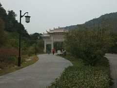 -灵岩山风景区