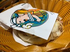经典腊汁肉夹馍-陕味食族油泼面(工商大学店)