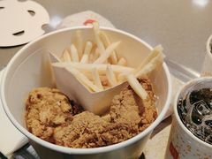 -麦当劳(丽江玉河广场店)