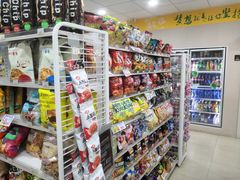 -阳光小玛特便利店(华府天地购物中心店)