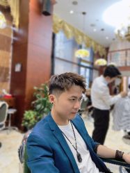 -尼特斯男士发型馆