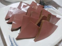 鸭血旺-贵府酸汤牛肉火锅·贵州老字号(飞山街店)