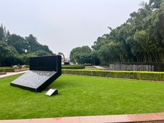 -上海市龙华烈士陵园