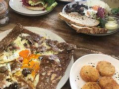 鸡蛋蘑菇熏肉荞麦可丽饼-RAC BAR(安福路店)