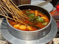 -小董哥烤串·爆汁大油边(故宫店)