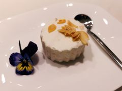 上海松糕-屋里厢上海菜馆