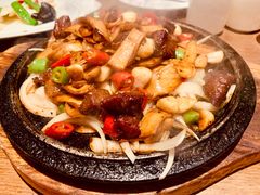 火焰杏鲍菇焗牛肉-北李妈妈菜·虾爬子大锅贴(贵和店)