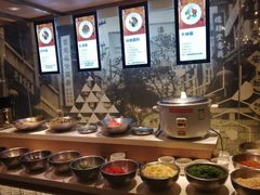 自助调料区-雾都渣渣火锅(南城智汇城店)