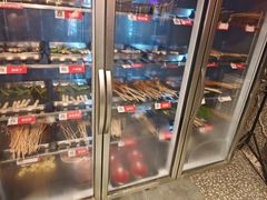 -钢管厂五区小郡肝串串香(蜀都万达店)