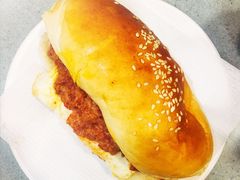 招牌咸牛肉芝士猪仔包-华嫂冰室(尖沙咀店)