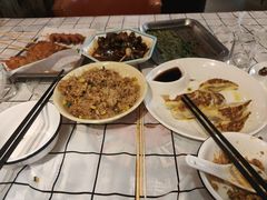 -顶峰夜宴·龙虾烧烤大排档(九江学院店)