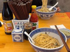 -沪西老弄堂面馆(定西路店)