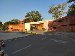 -广东外语外贸大学(白云山校区)