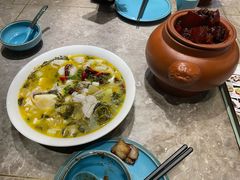 -月枫江南小馆(绿地缤纷广场店)