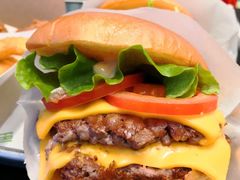 招牌牛肉堡双层-Shake Shack(西单大悦城店)
