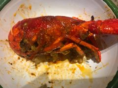 -沪小二炭火蛙锅(淮海中路美食不夜城店)