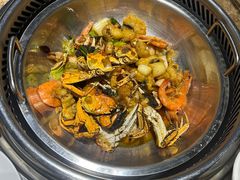 -七欣天香辣蟹火锅(常熟珠海路万达广场店)
