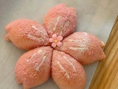 春日樱花白桃软欧包-奈雪的茶(大梅沙8号仓店)