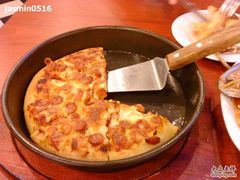 莉迪亚辣肠比萨-莉迪亚意式餐厅(山大路店)