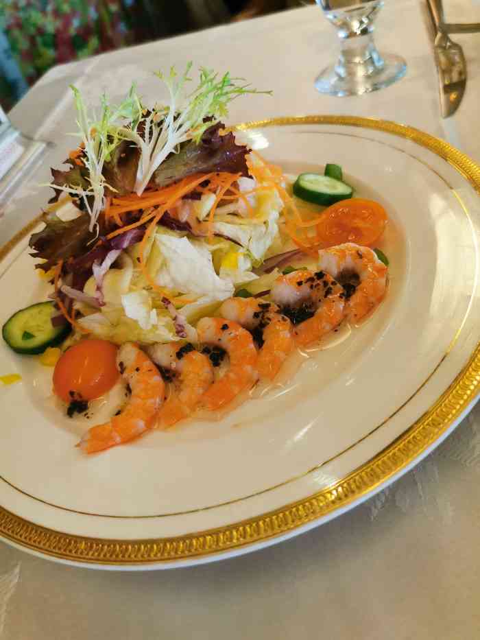 名仕阁法国餐厅-"人不会特别多,晚上点蜡烛,蛮有气氛.