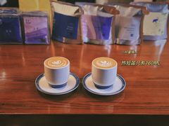 -Be Lived Cafe比例咖啡(摩天轮店)