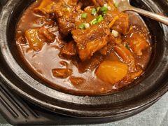 沙茶牛腩牛筋煲-博多新记·粤菜(复兴店)