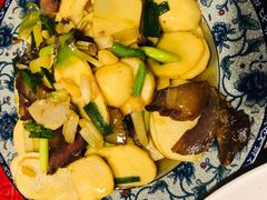 慈姑炒腊肉-生态苑农庄(十里画廊遇龙河店)