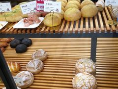 -焙丽拾光(麦凯乐直营店)