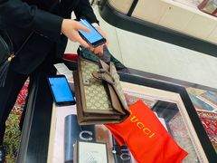 -Gucci(重庆IFS店)