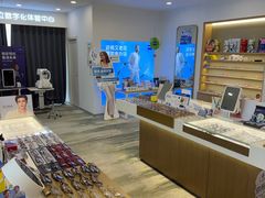 -三目眼镜·蔡司视觉合作店(青浦宝龙店)