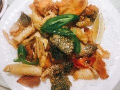 皮骨椒盐三文鱼-新享乐海鲜(翠华路店)